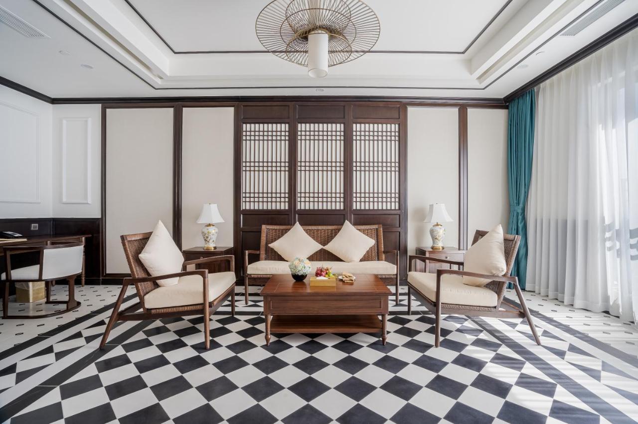Potique Hotel Nha Trang Exterior foto